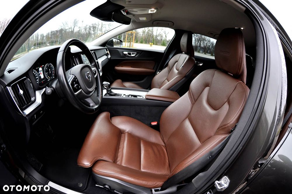 Volvo V60 D4 Inscription - 23