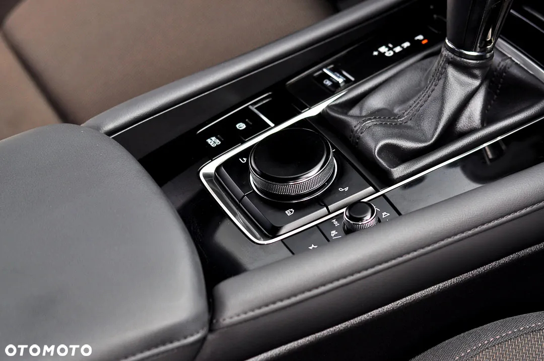Mazda 3 SKYACTIV-X 2.0 M-Hybrid DRIVE - 16