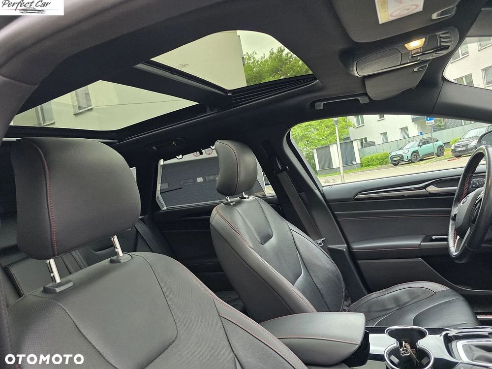 Ford Mondeo SW 2.0 Hybrid ST-Line X - 11