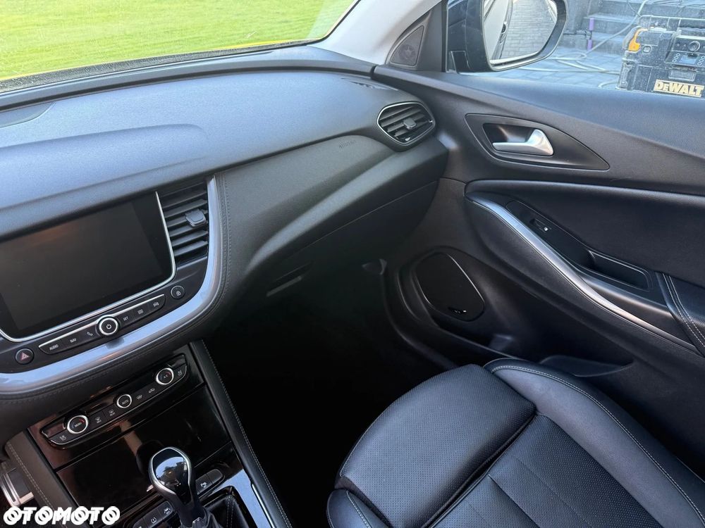 Opel Grandland X - 12
