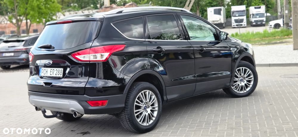 Ford Kuga 2.0 TDCi 2x4 Titanium - 17