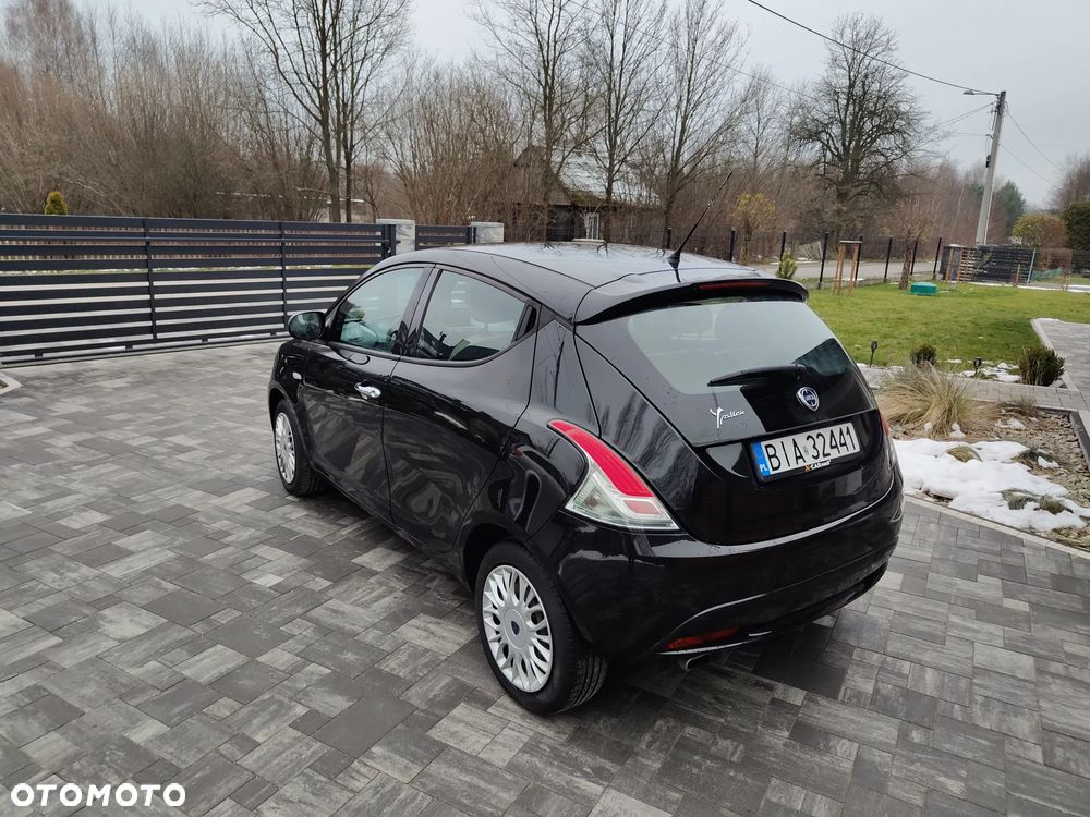 Lancia Ypsilon 1.2 8V Gold S&S EU6 - 11