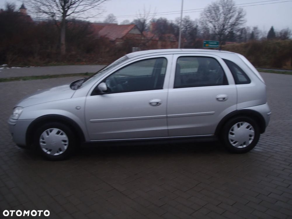 Opel Corsa 1.2 16V NJoy - 28
