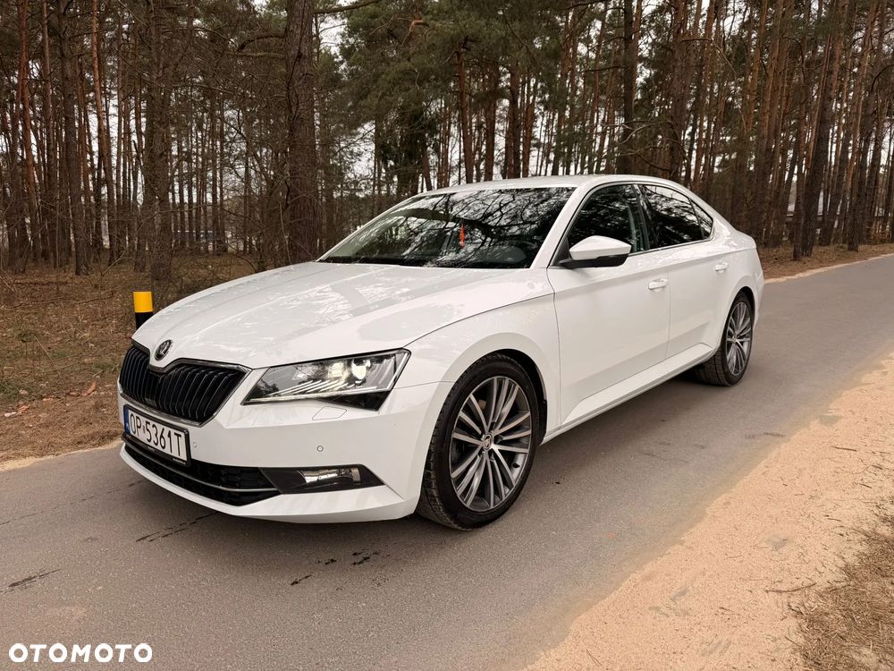 Skoda Superb 2.0 TDI 4x4 Style DSG - 3