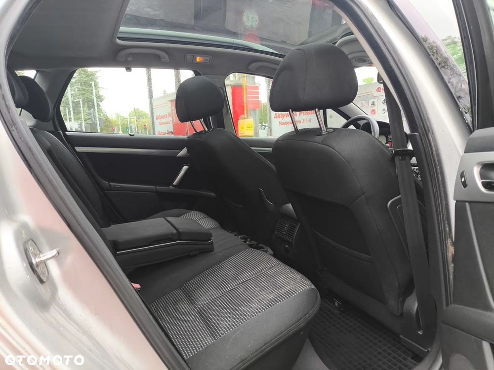 Peugeot 407 2.2 HDi Premium - 6