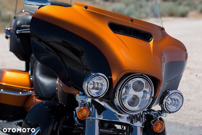 Harley-Davidson Touring Electra Glide - 6