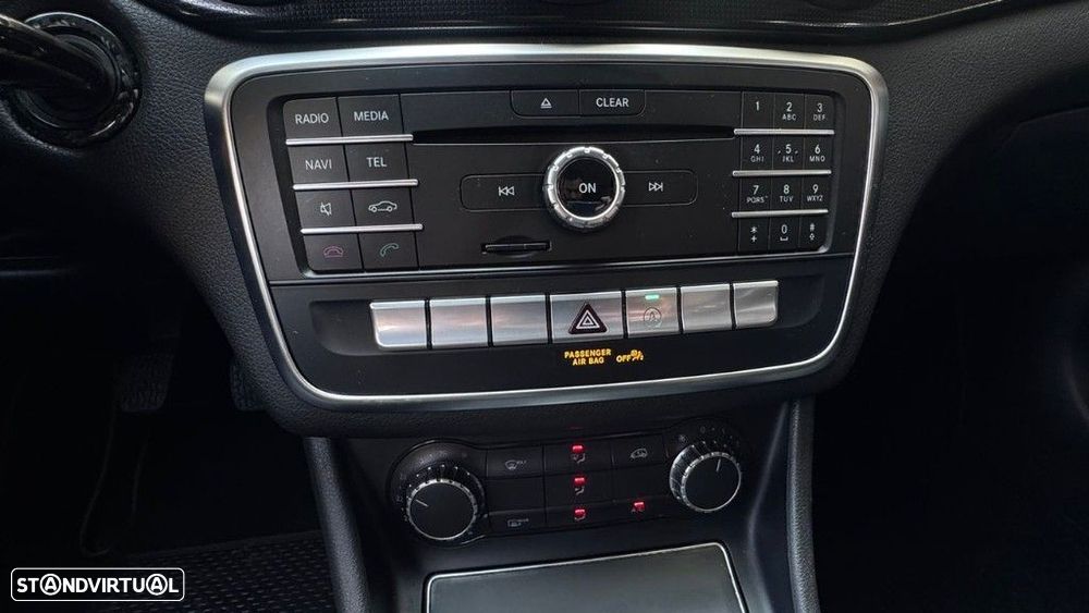 Mercedes-Benz CLA 180 d Shooting Brake - 19