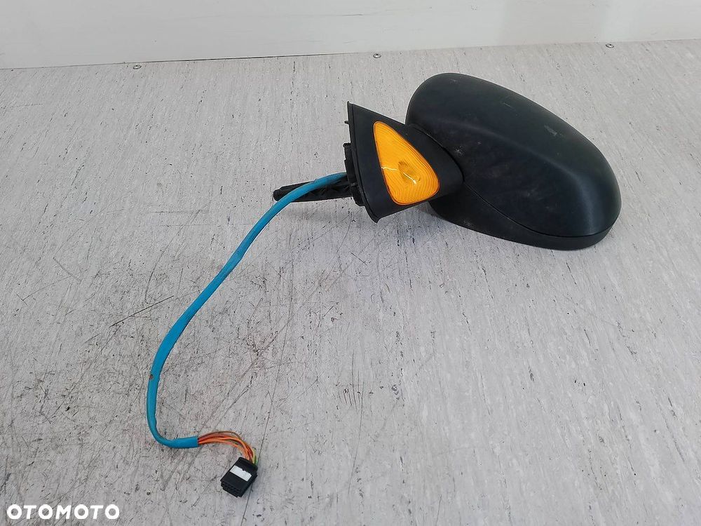 LUSTERKO LEWE RENAULT MODUS E20103022 NV676 - 1