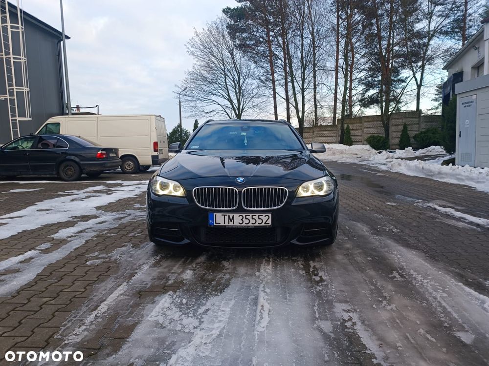 BMW Seria 5 M550d xDrive Sport-Aut - 1