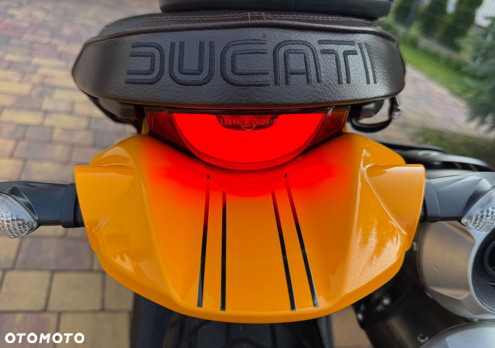 Ducati Scrambler - 10