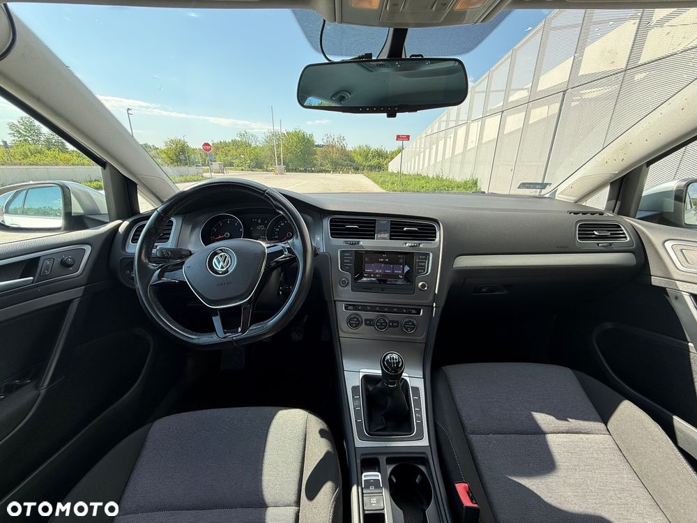 Volkswagen Golf 1.2 TSI BMT Trendline Perfectline - 10