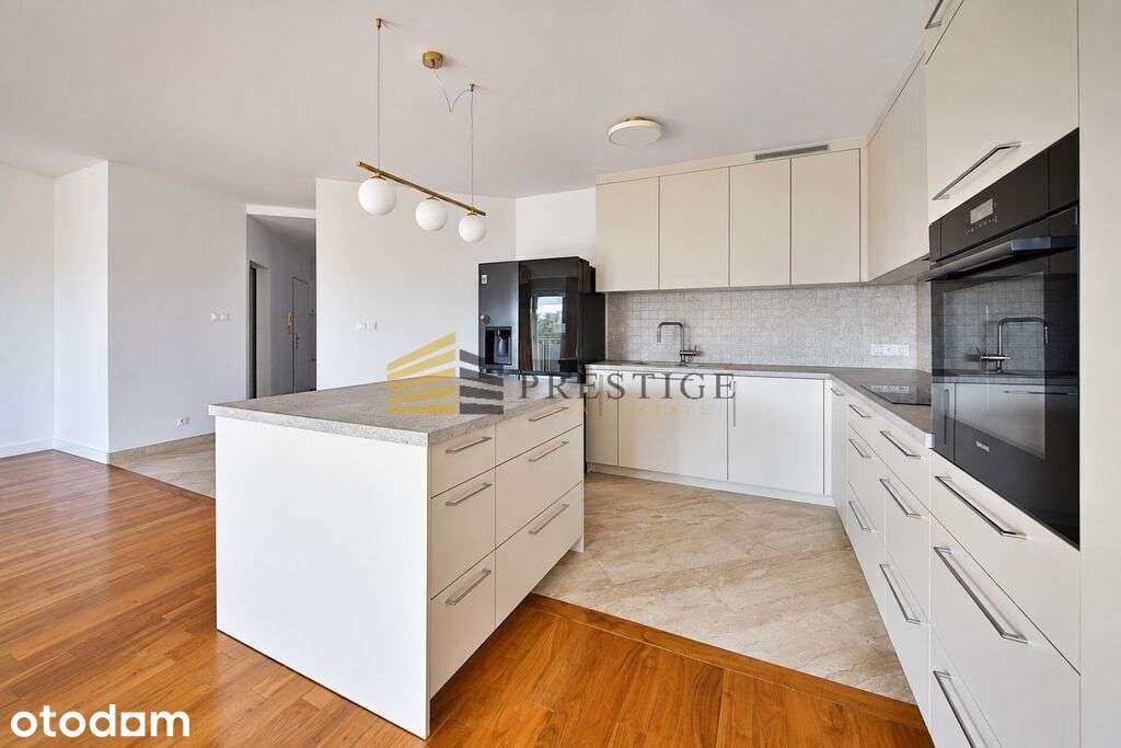 ** Apartament w budynku z basenem i fitness**
