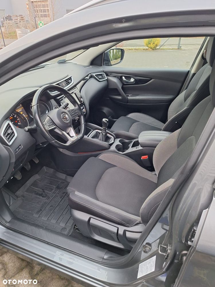 Nissan Qashqai 1.3 DIG-T N-CONNECTA - 8
