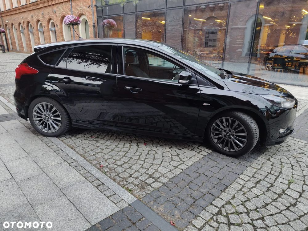 Ford Focus 1.5 EcoBoost SYNC Edition ASS - 15