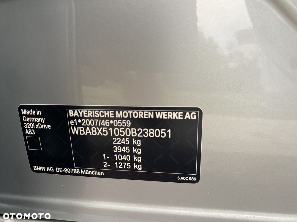 BMW 3GT 320i Advantage - 18