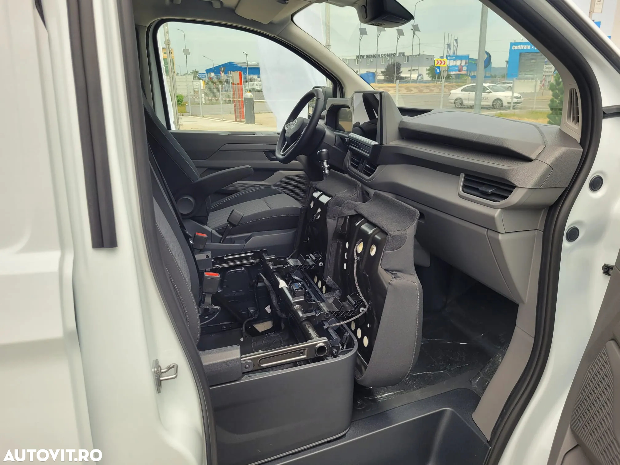 Volkswagen T7 Furgon LR - 8