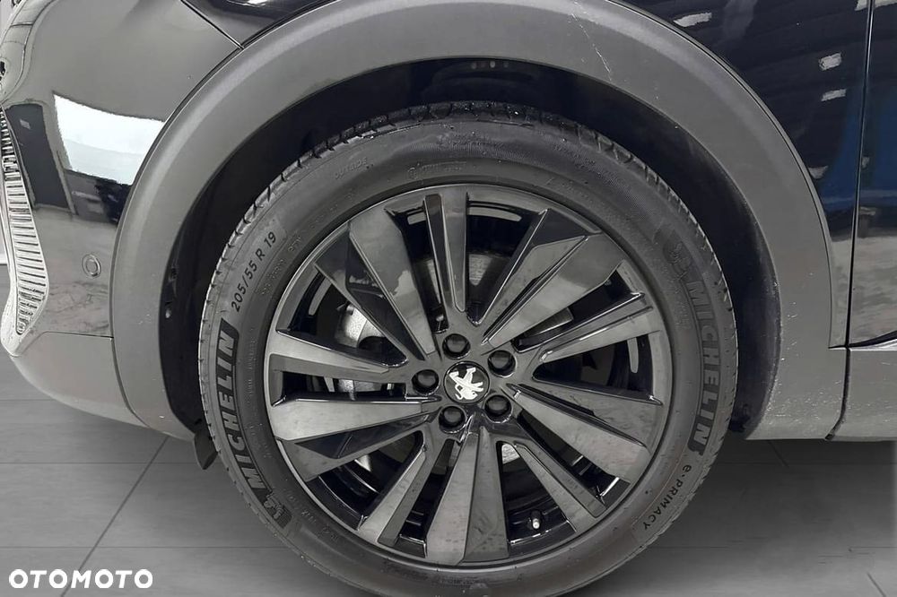 Peugeot 3008 1.6 PureTech HYbrid4 GT Line S&S EAT8 - 11