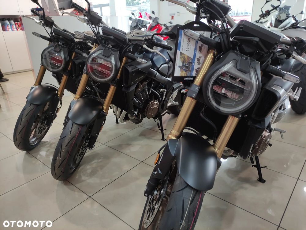 Honda CB - 2
