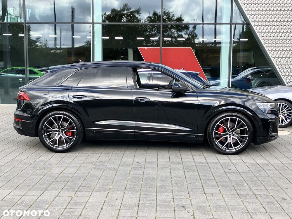 Audi Q8 - 5