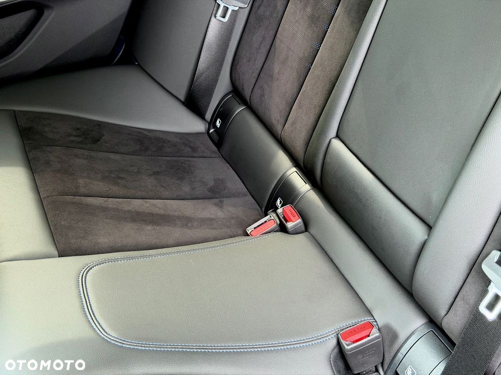 BMW Seria 3 330i M Sport sport - 29