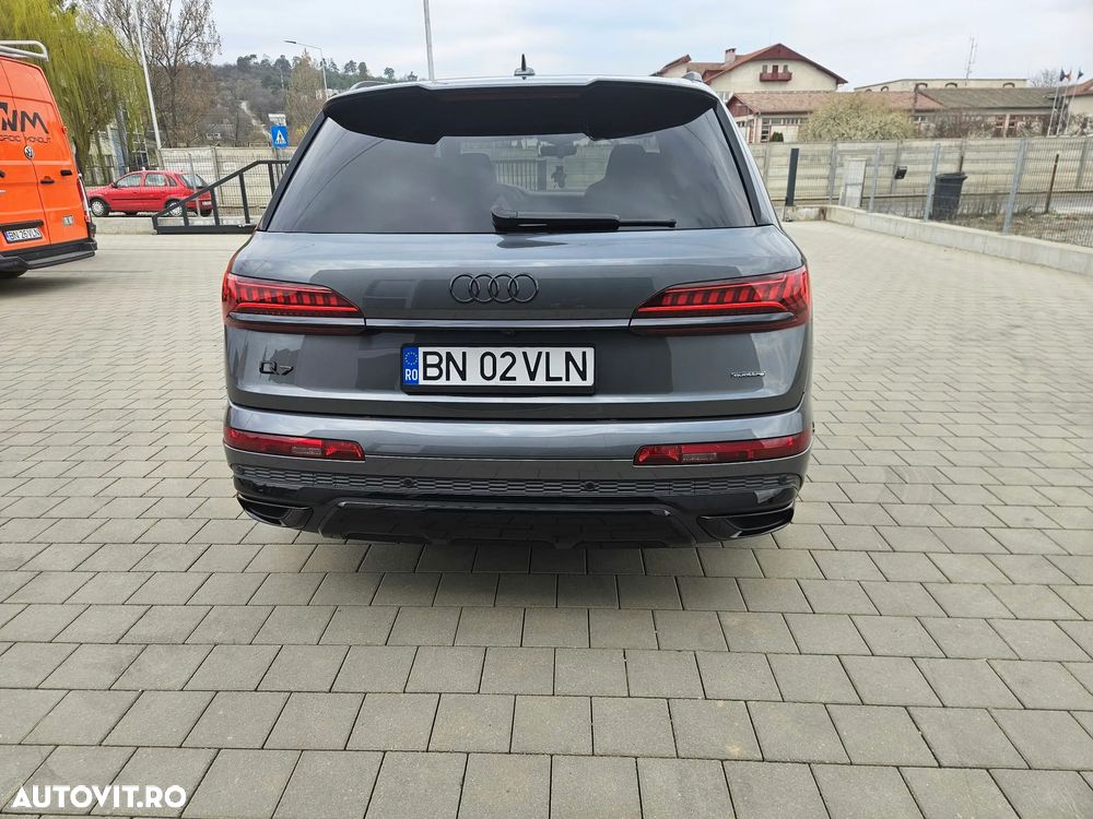 Audi Q7 3.0 60 TFSIe quattro Tiptronic S Line - 4