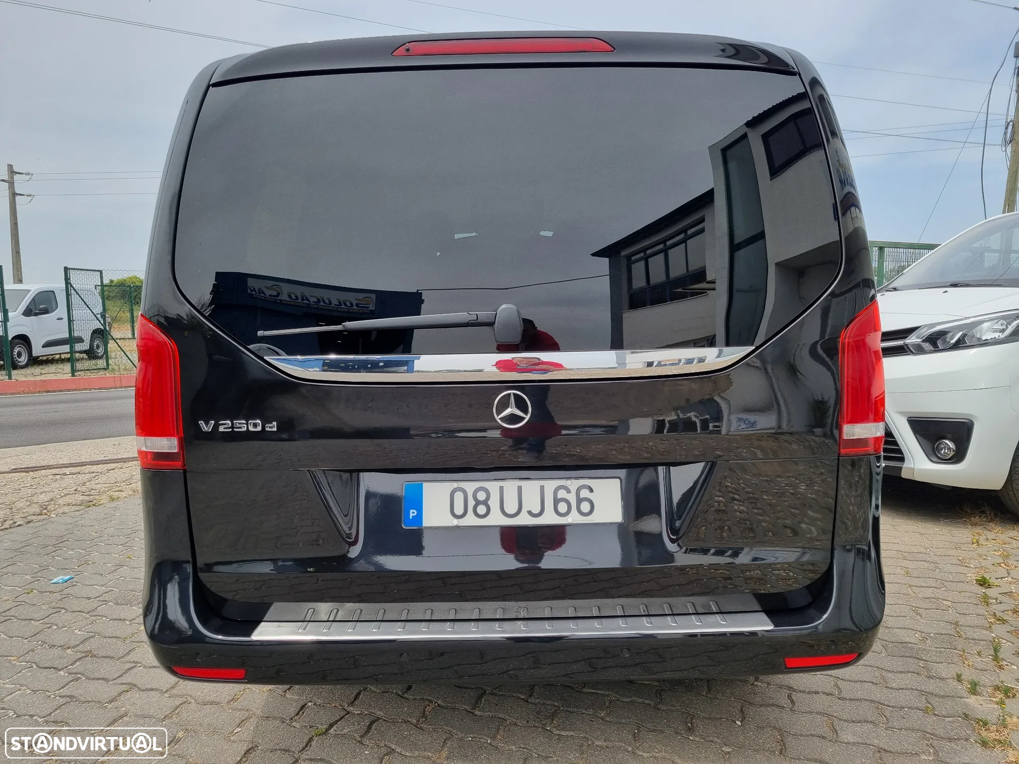 Mercedes-Benz V 250 BlueTEC Avantgarde - 11