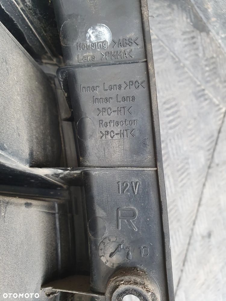 LAMPA TYŁ TYLNA PRAWA  SUZUKI SX-4 LIFT EUROPA - 3