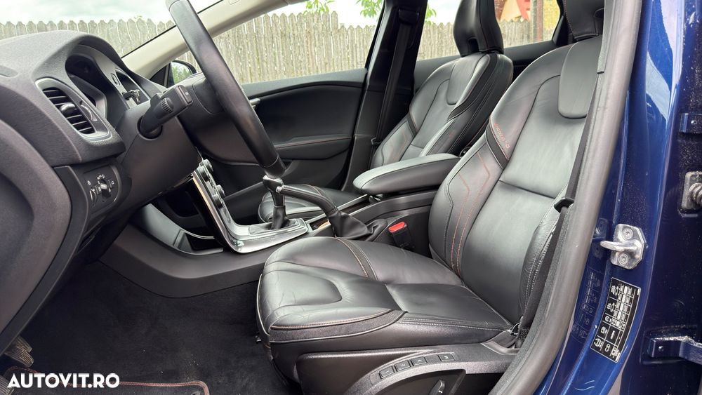 Volvo V40 D2 RDesign - 12
