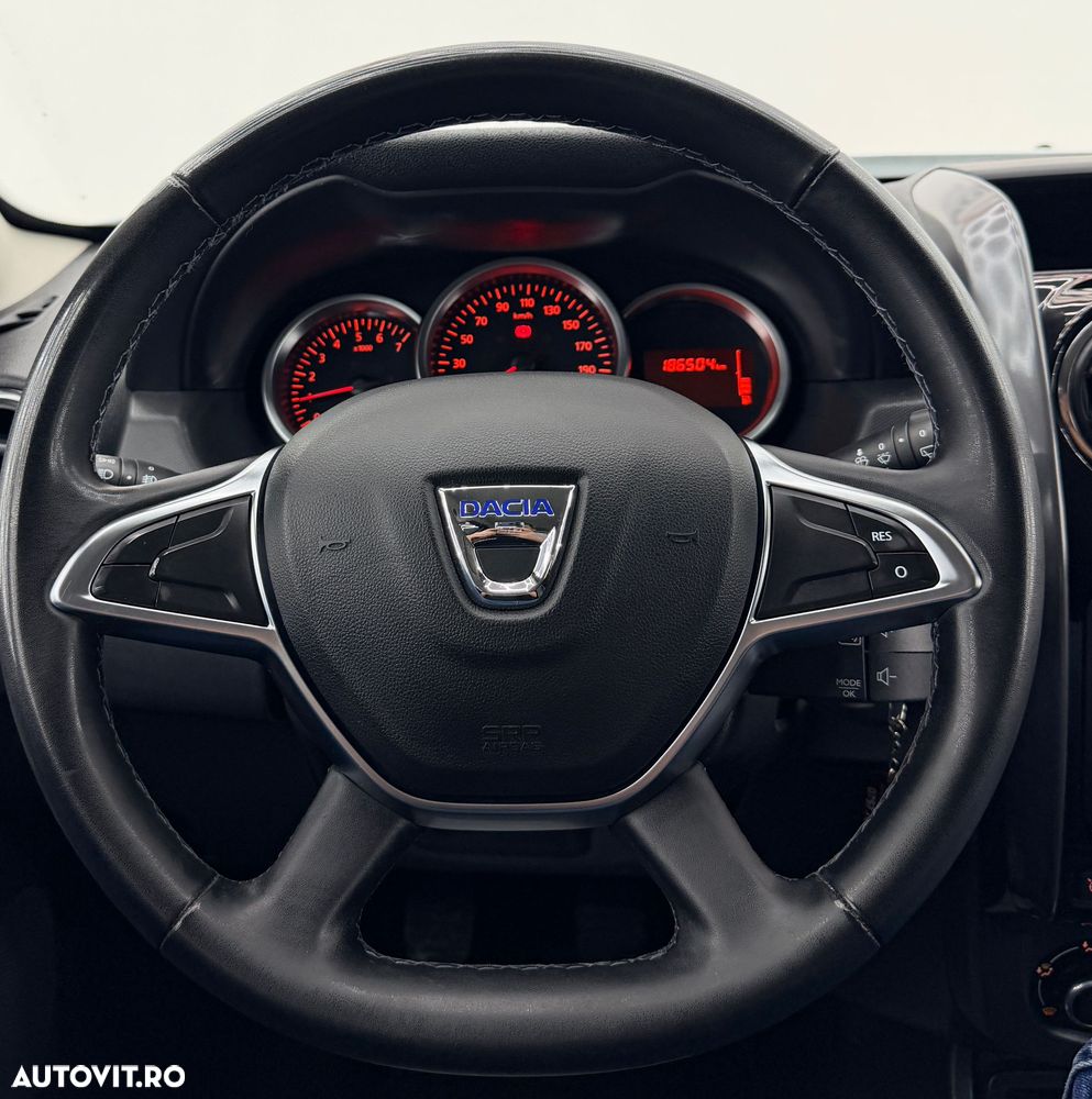 Dacia Duster 1.5 dCi 4x2 Prestige - 29