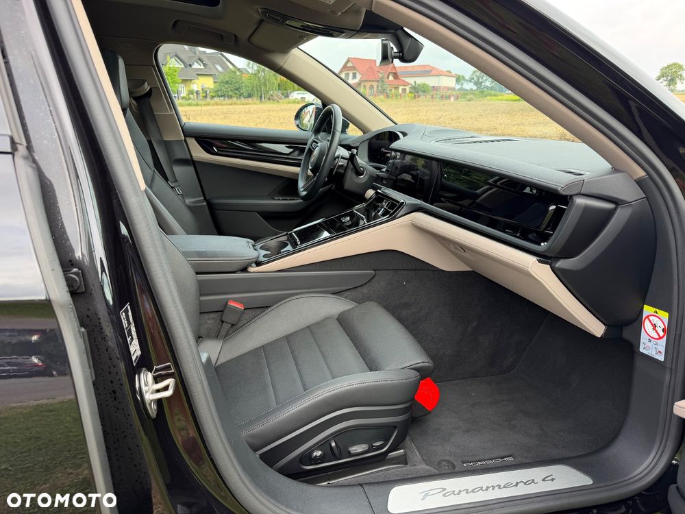 Porsche Panamera 4 - 7