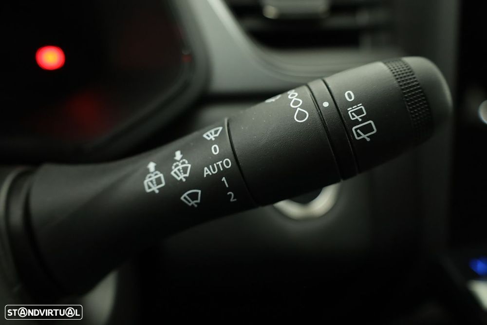 Renault Captur 1.0 TCe Techno Bi-Fuel - 17