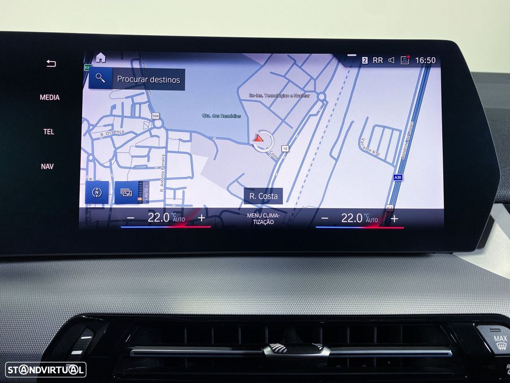 BMW 218 Active Tourer - 16