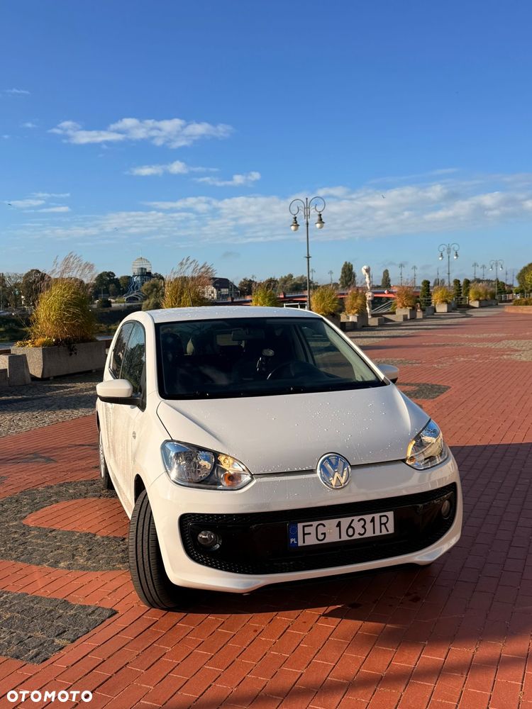 Volkswagen up! - 8