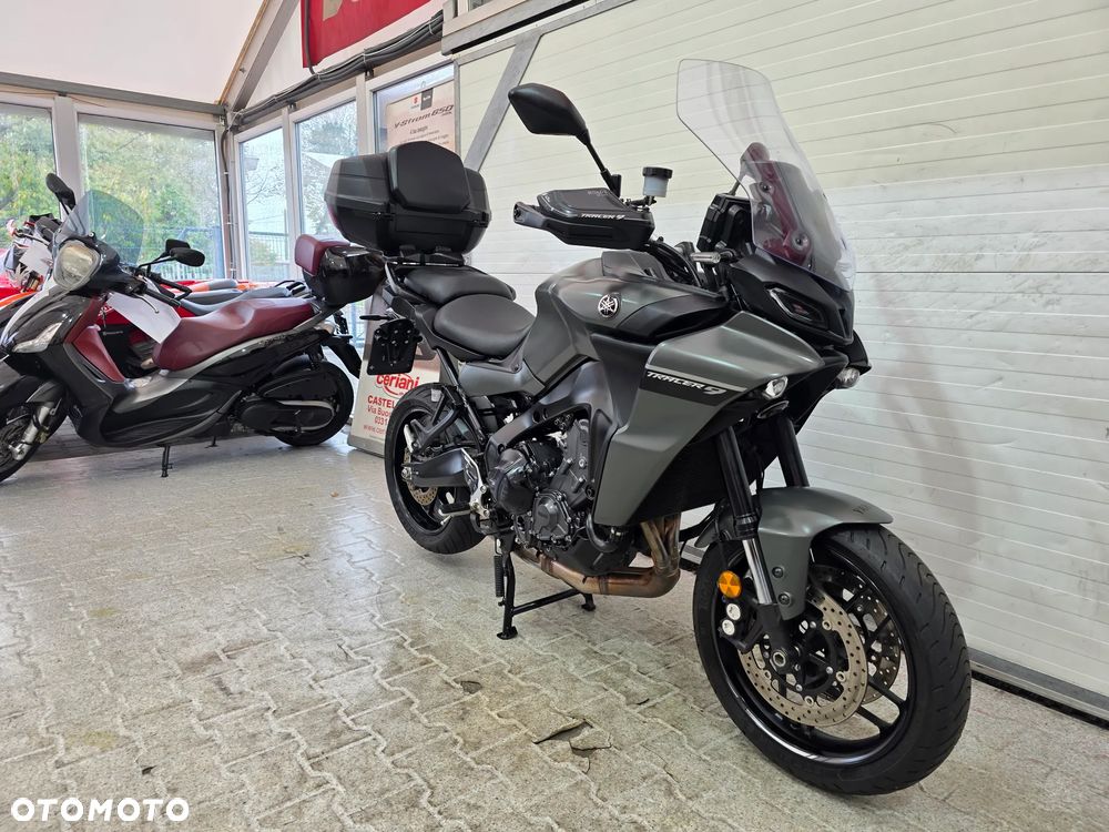 Yamaha MT - 12