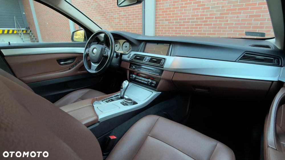BMW Seria 5 520d xDrive Luxury Line - 21