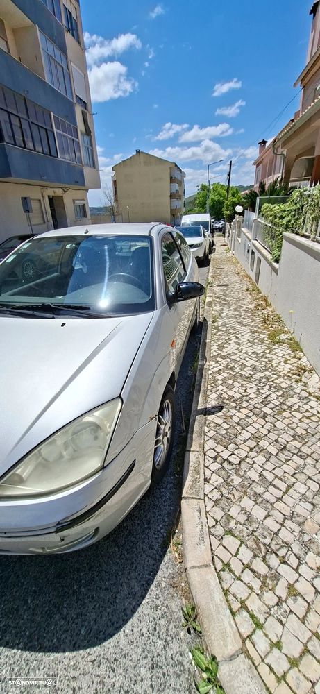 Ford Focus 1.8 TDdi Trend - 10