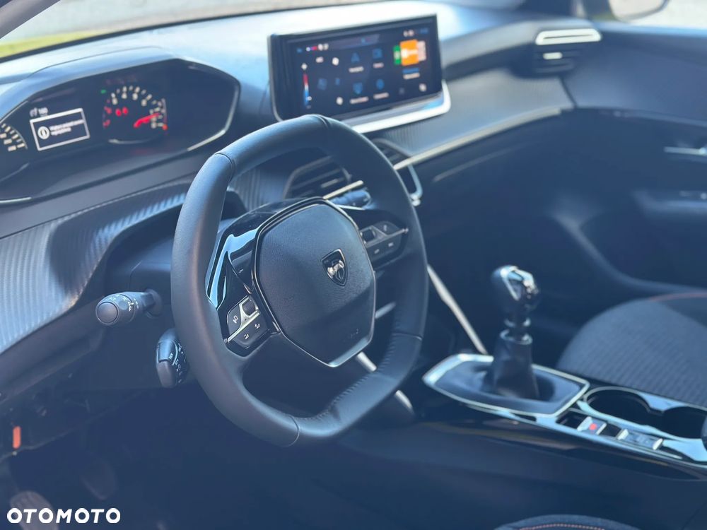 Peugeot 208 1.2 PureTech Business S&S - 13