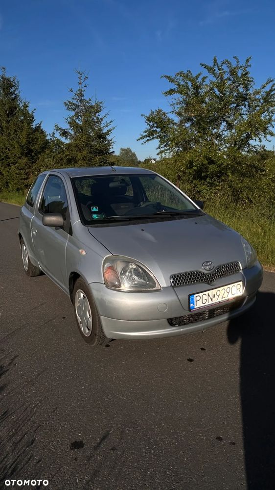 Toyota Yaris 1.0 Luna - 1