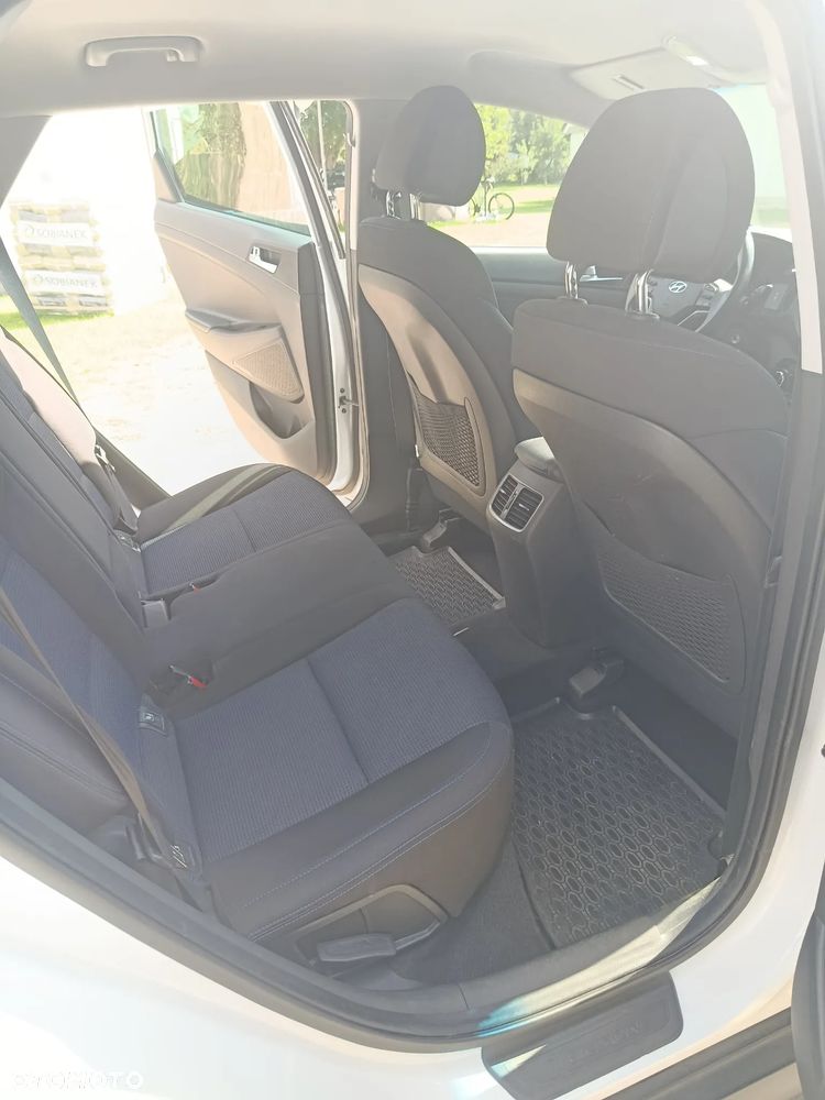 Hyundai Tucson 1.6 T-GDI Comfort 4WD - 6