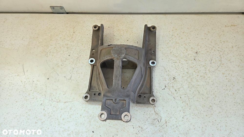 Mocowanie wspornik zawieszenia kabiny Scania 2323850 - 3