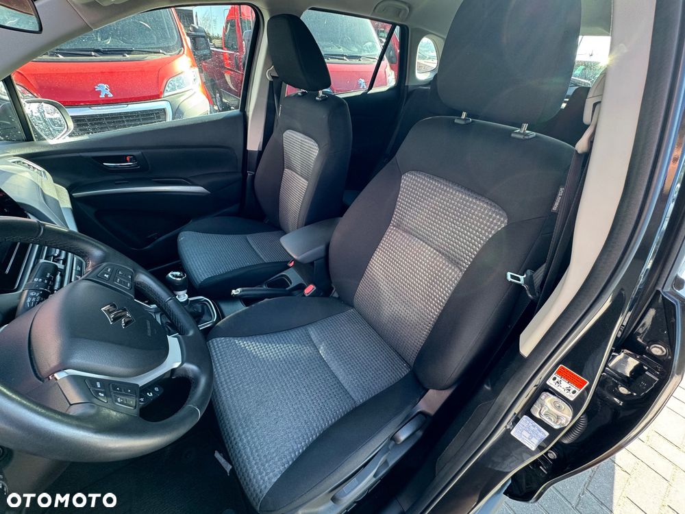 Suzuki S-Cross 1.4 BoosterJet Hybrid Comfort - 12