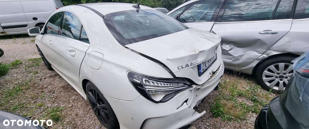 Mercedes-Benz CLA - 4