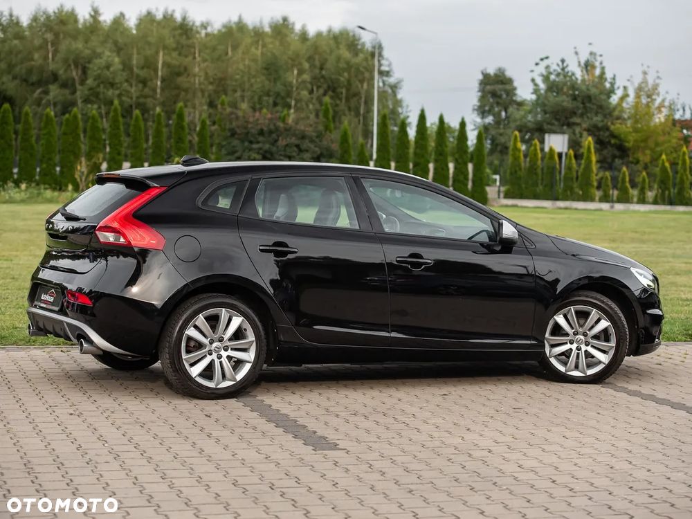 Volvo V40 D2 RDesign - 13