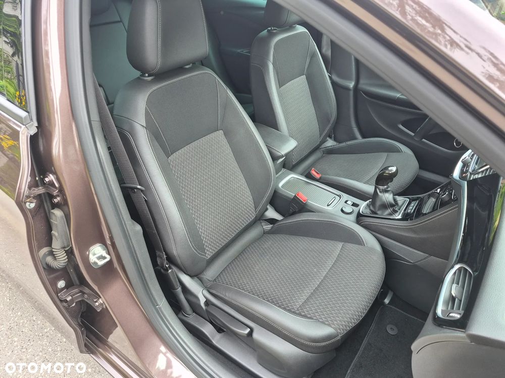 Opel Astra 1.4 Turbo Innovation - 21