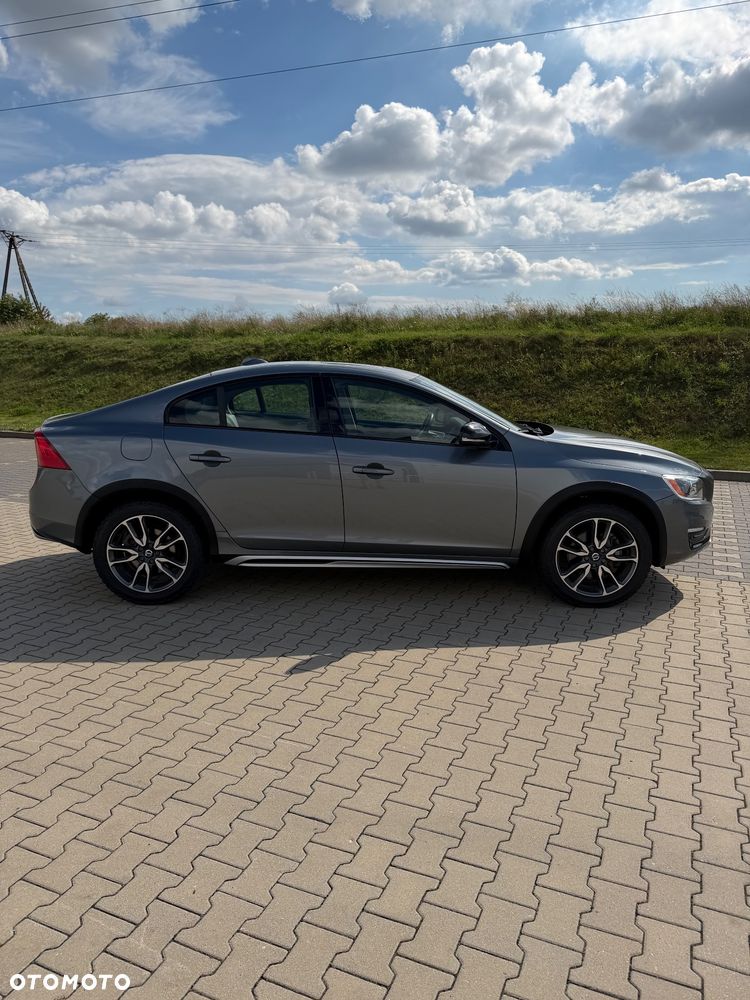 Volvo S60 2.5 T5 AWD - 4
