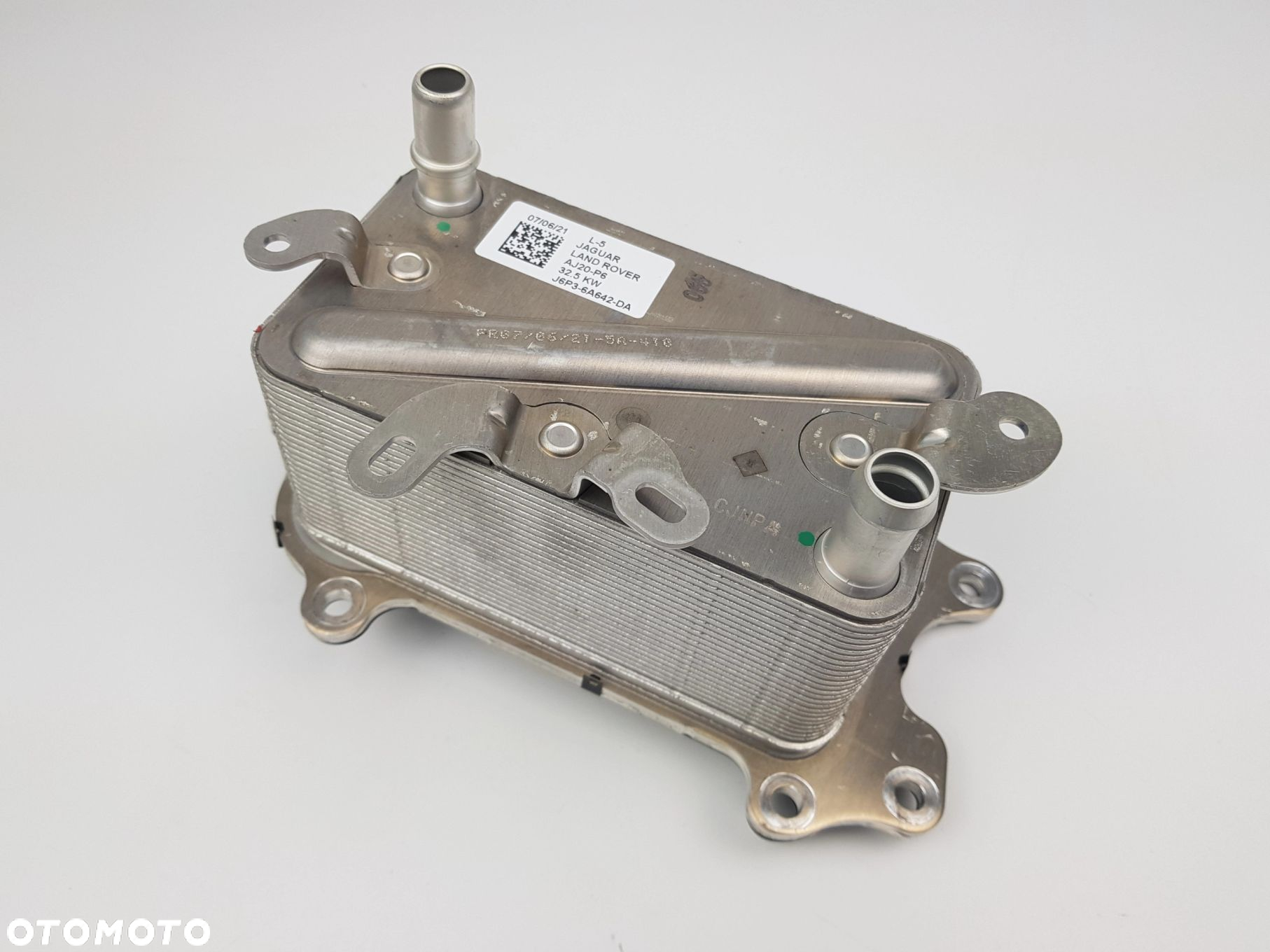 Chłodnica Chłodniczka oleju Jaguar Land Rover Range Rover J6P3-6A642-DA - 2