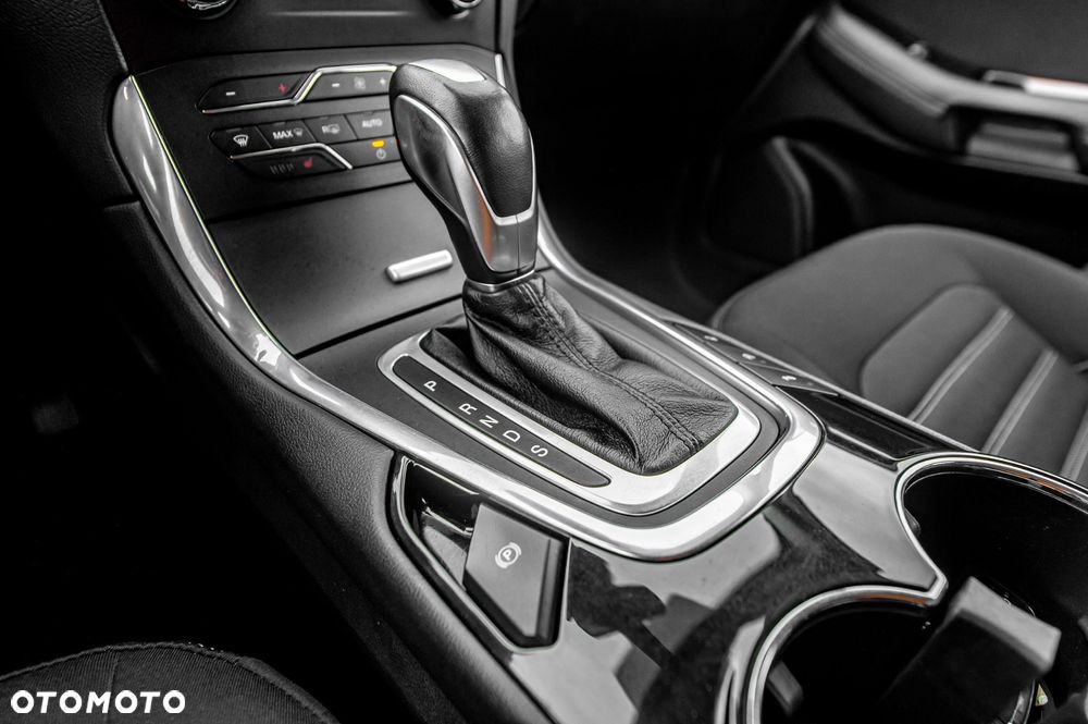 Ford Galaxy 2.0 TDCi 4WD Titanium PowerShift - 31