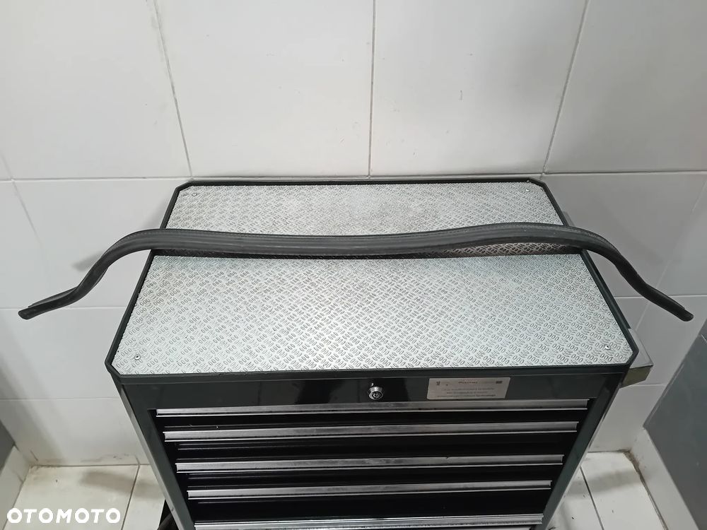 uszczelka podszybia szyby czołowej Audi Q3 2.0 TDI 2015 - 2