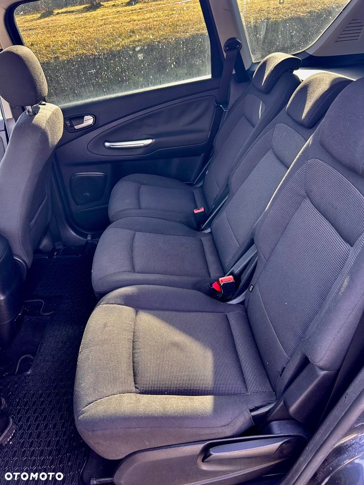 Ford S-Max - 7