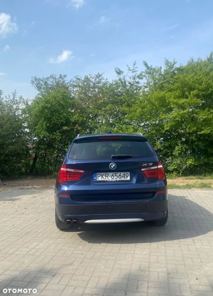 BMW X3 28i xDrive - 3